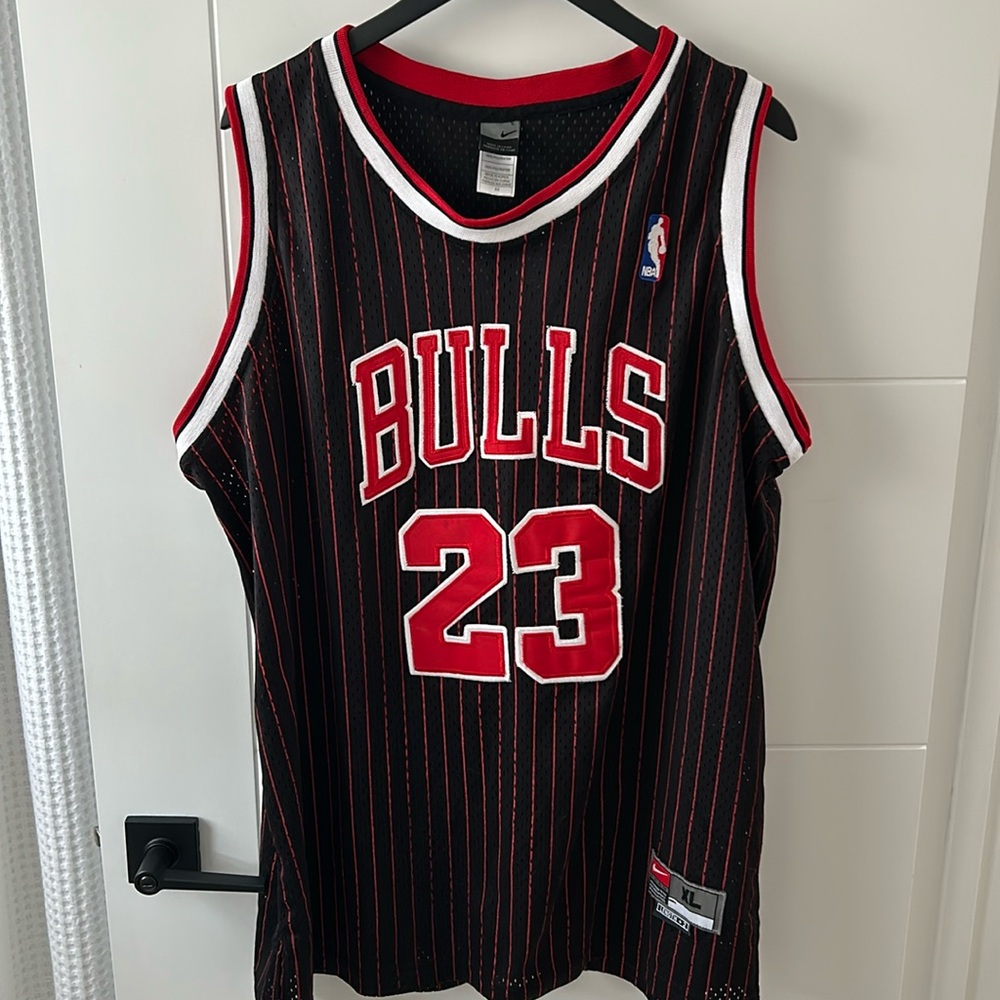 Vintage Jordan Bulls Badketball Jersey